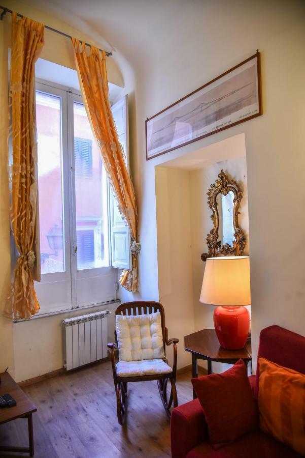 Stylish Apartment In Central Rome "Centro Storico" Екстер'єр фото