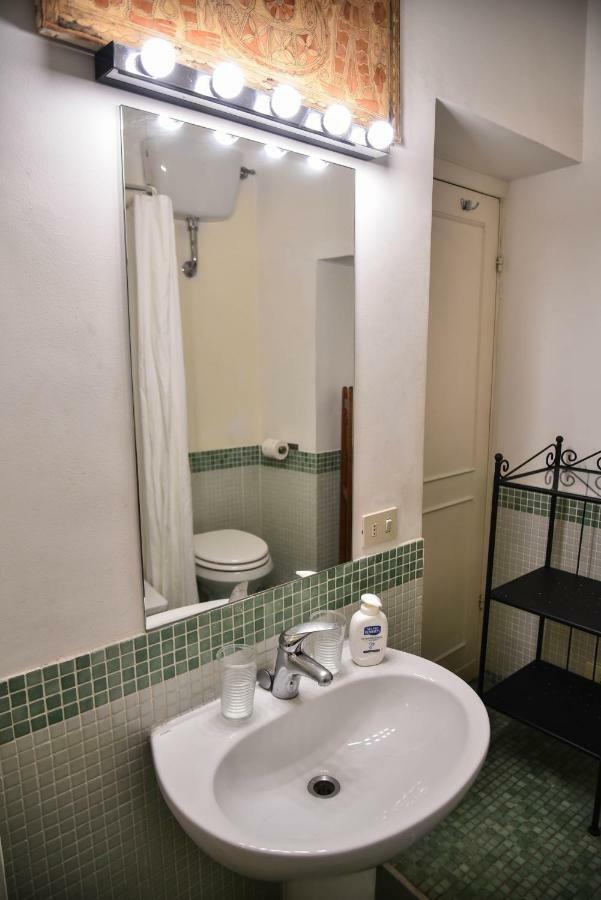 Stylish Apartment In Central Rome "Centro Storico" Екстер'єр фото