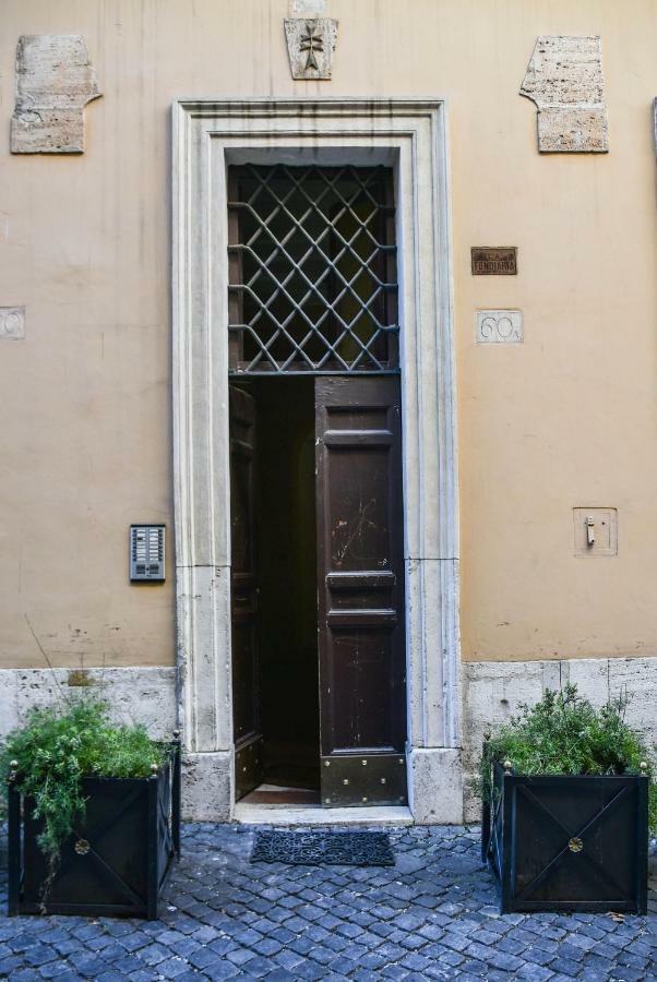Stylish Apartment In Central Rome "Centro Storico" Екстер'єр фото