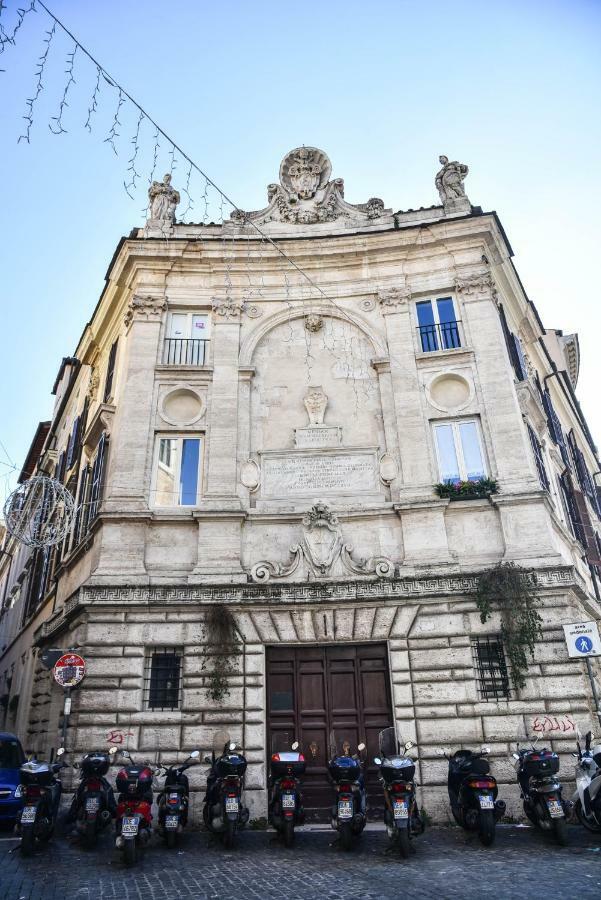 Stylish Apartment In Central Rome "Centro Storico" Екстер'єр фото